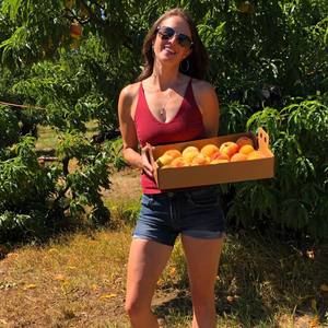 Meet your Posher, Juli